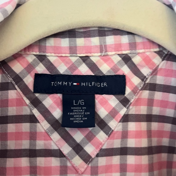Women's Tommy Hilfiger Button-Down Shirt - Picture 2 of 7